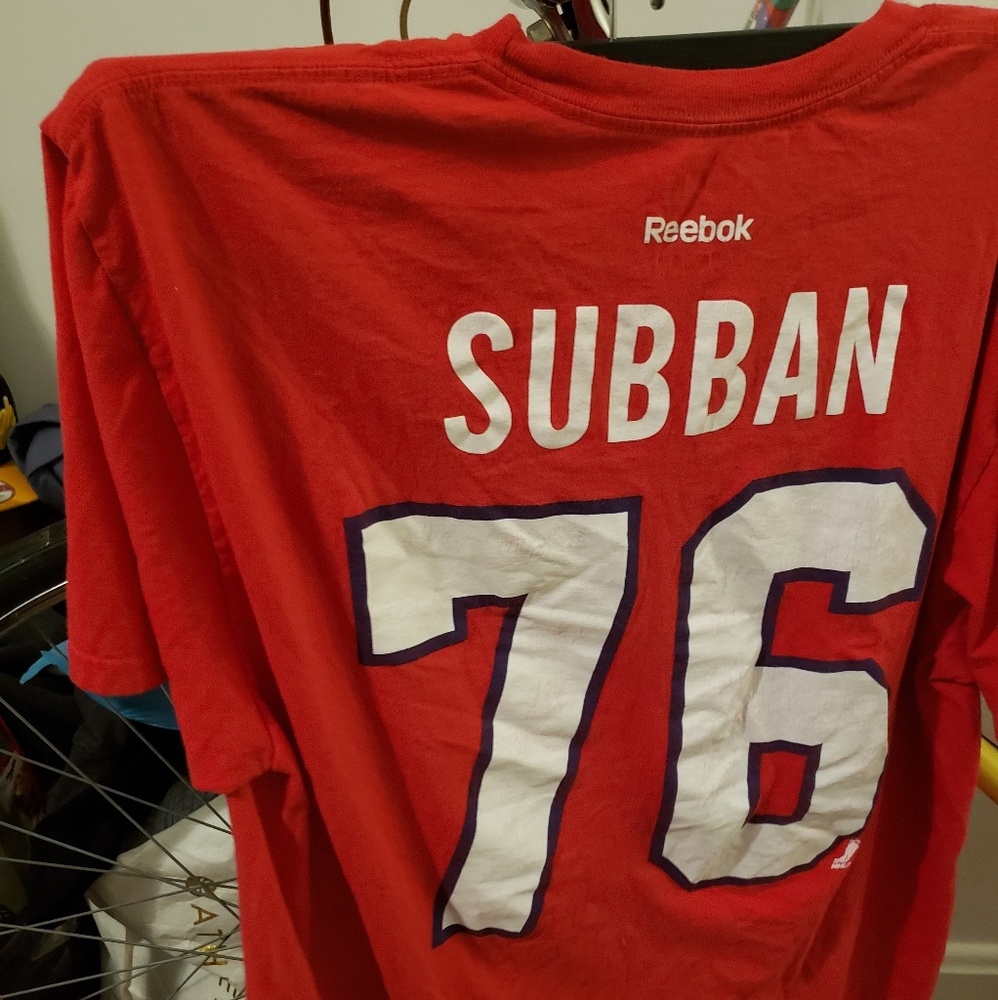 T SHIRT